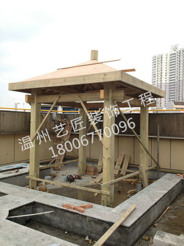四角涼亭施工現(xiàn)場(chǎng)